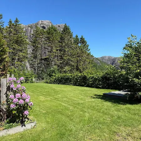 Cozy Fjord In Ana-sira Near Brufjell And Jossingfjord Gasthof